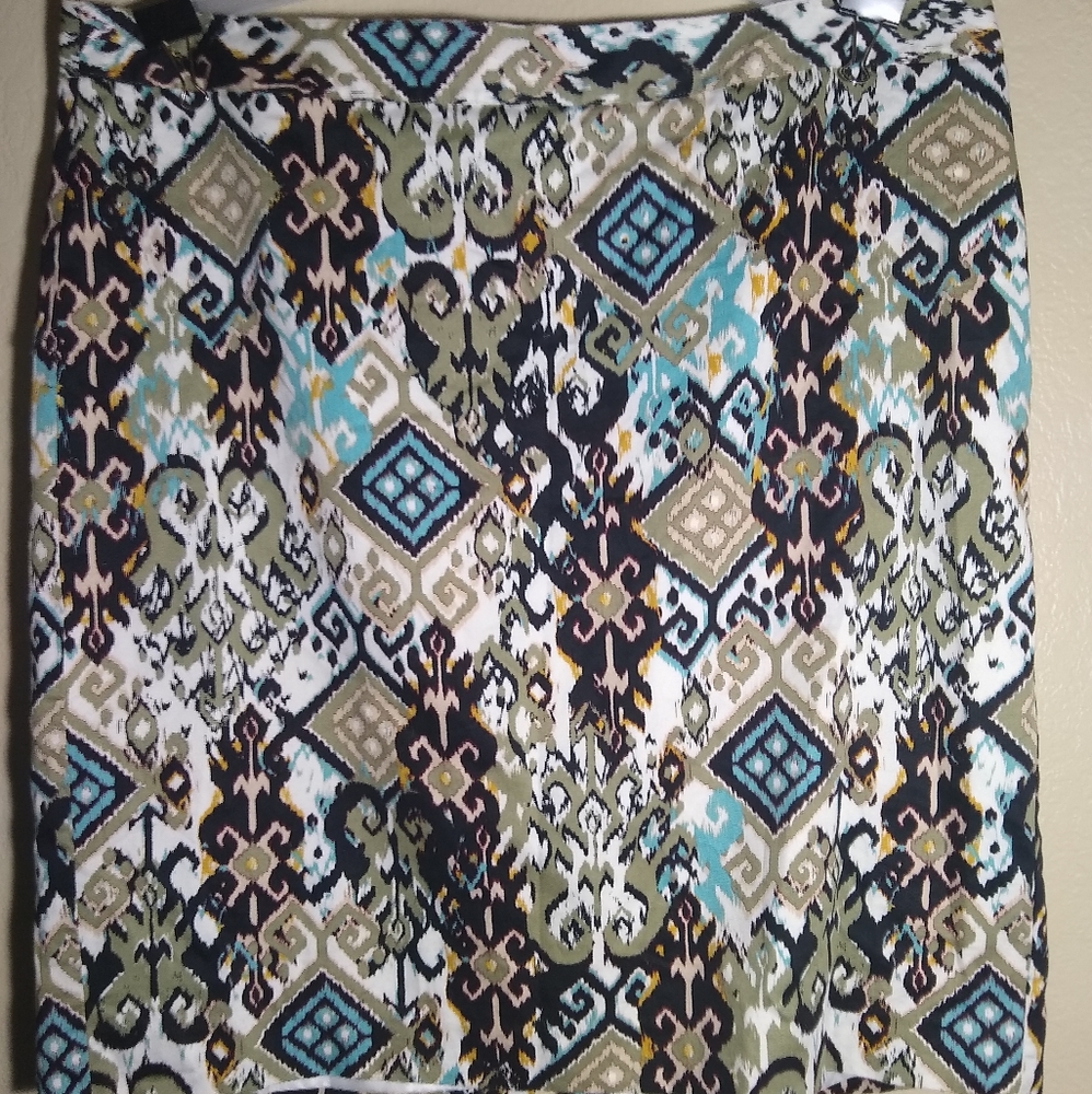 VanHuesen Ikat Print Skirt Size 18